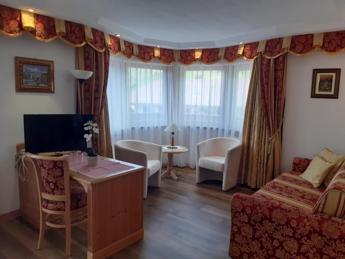 Garni Franca B&B Σέλβα ντι Βαλ Γκαρντένα Εξωτερικό φωτογραφία