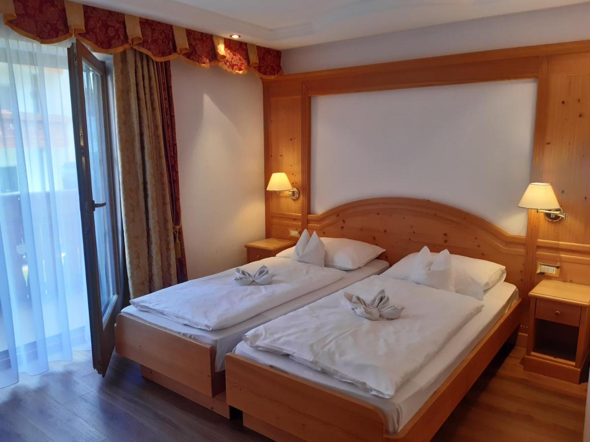 Garni Franca B&B Σέλβα ντι Βαλ Γκαρντένα Εξωτερικό φωτογραφία