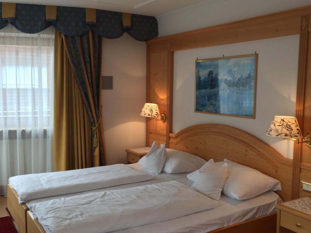 Garni Franca B&B Σέλβα ντι Βαλ Γκαρντένα Εξωτερικό φωτογραφία
